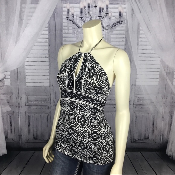 BCBGMAXAZRIA Halter Graphic Top - Picture 2 of 5